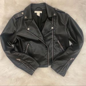 H&M. Cropped Black Biker Faux Leather Jacket. US 8